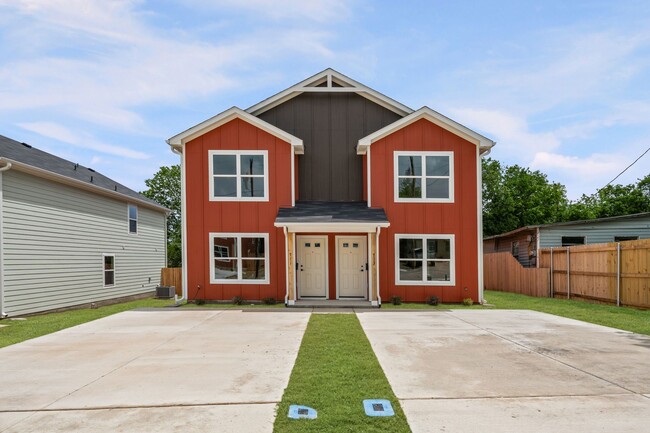 Building Photo - Brand New, Modern, and Ready for You in Temple, TX!