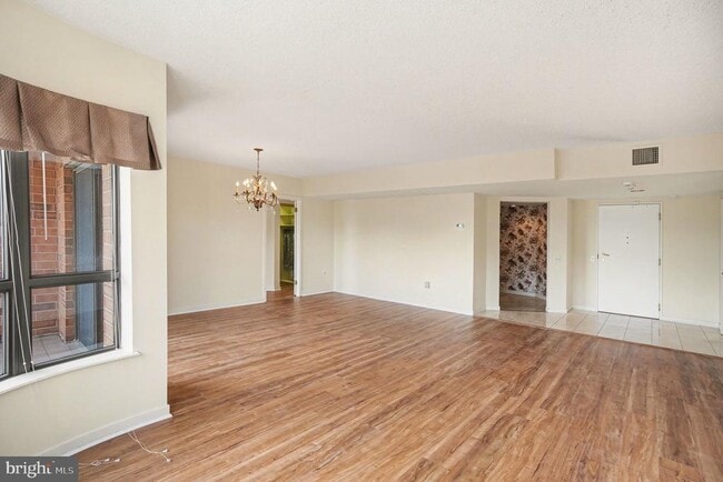 Photo - 100 Breyer Dr Unit 5-M