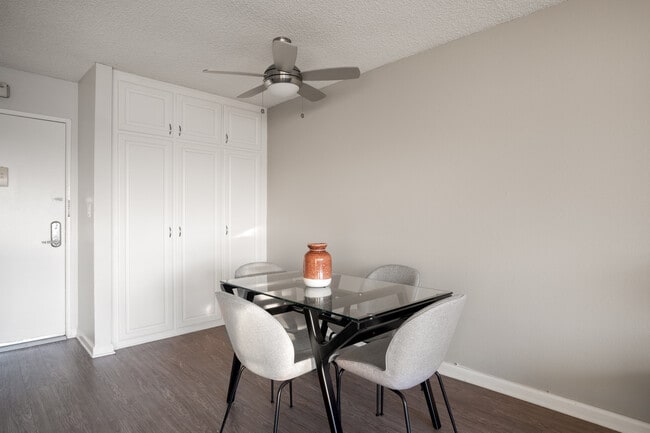 Photo - 136 S Virgil Ave Unit FL3-ID256