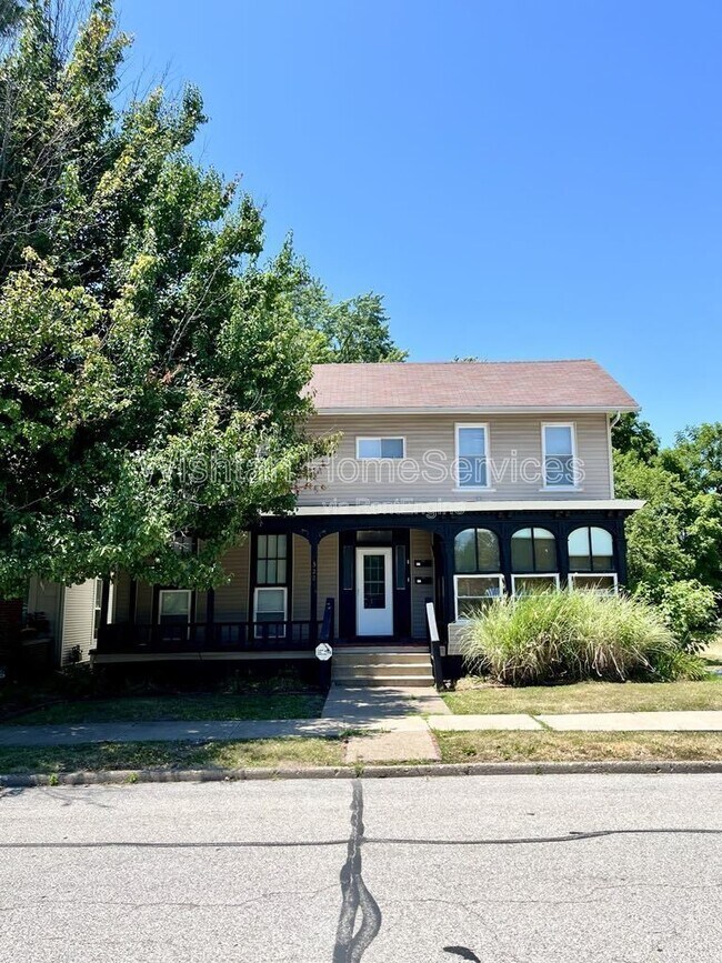 Building Photo - 322 S Madison St Rental
