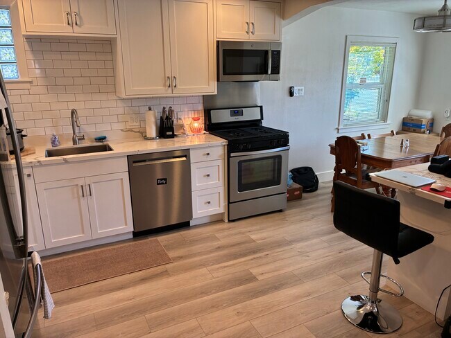 Photo - 301 Belle Ave Unidad A