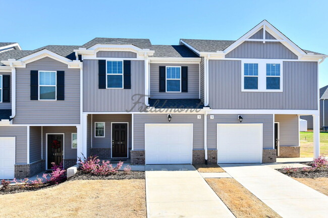 Photo - 429 Ellis Mill St