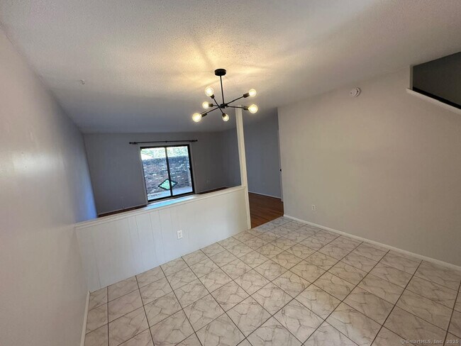 Photo - 56 Webster Ct