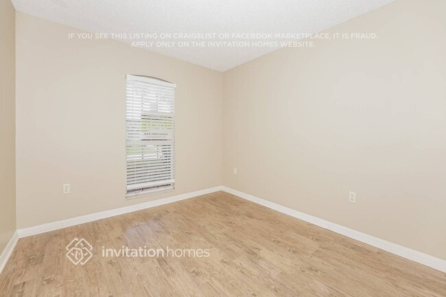 Photo - 7314 Carillon Ave