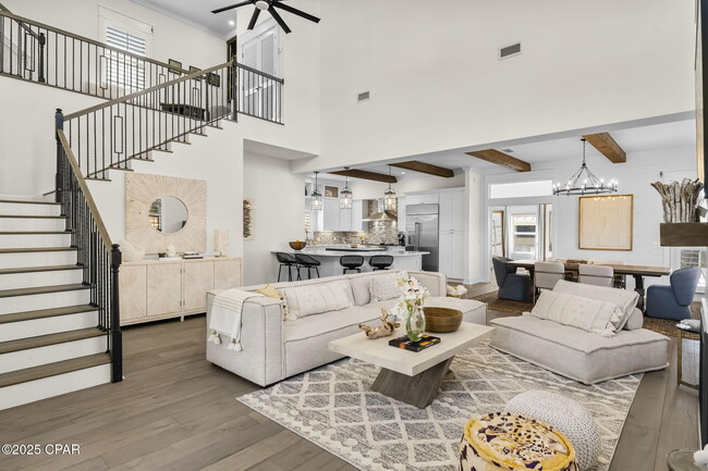 Photo - 407 Petrel St