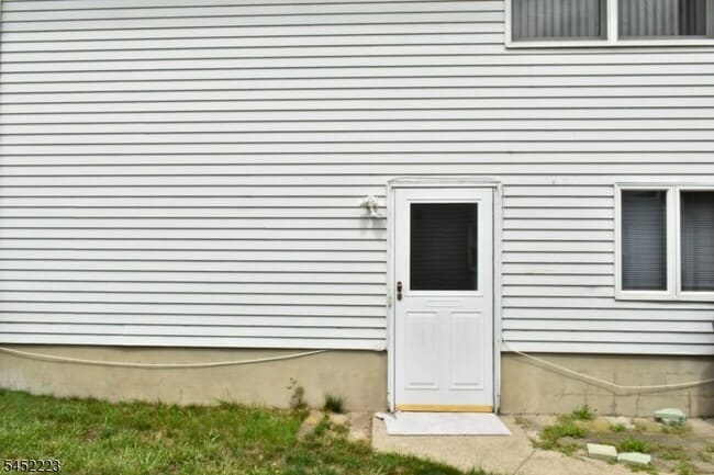 Photo - 28 Elmhurst St Unit 1