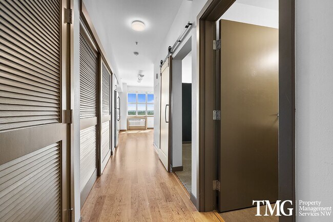 Photo - Corbett Heights Apartments