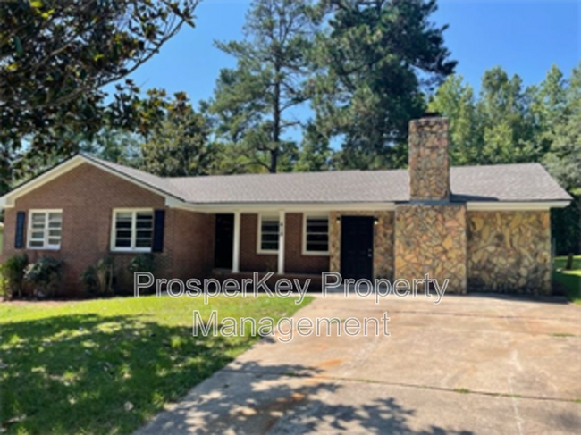 Building Photo - 418 E Northwoods Dr Rental
