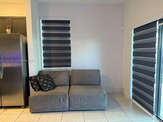 Photo - 25253 SW 107th Ct