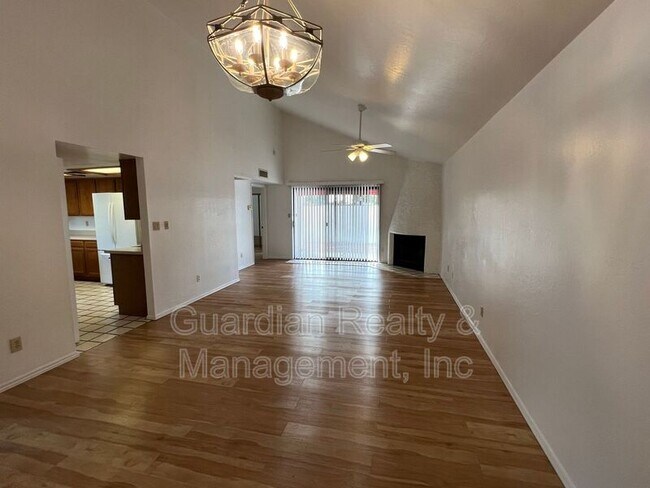 Building Photo - 15020 N 40th St Rental