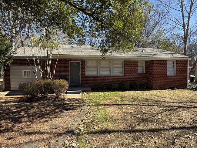 Photo - 3606 Lakewood Rd NW