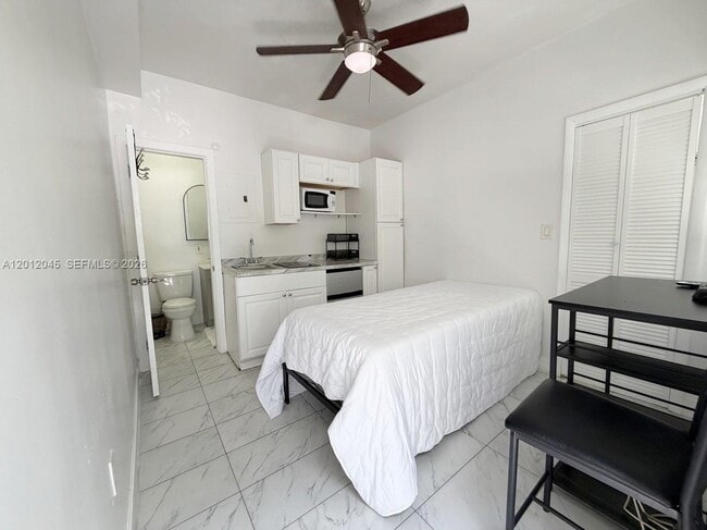 Photo - 1455 Michigan Ave Unit 6