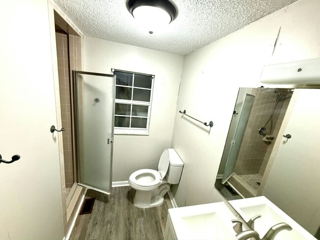 Photo - 6407 SE 108th St