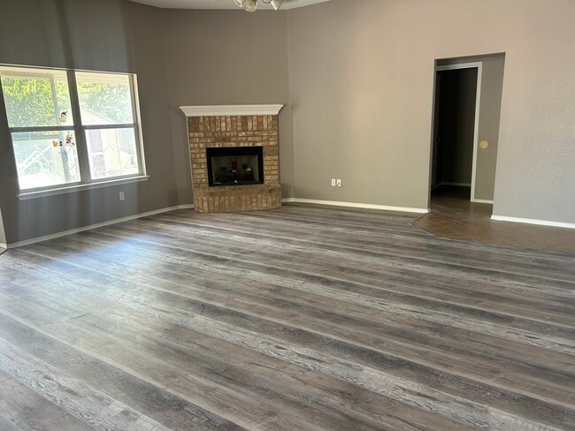 Living Room - 3112 Rustic Meadow Trl