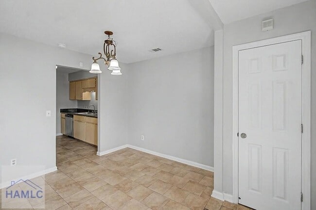 Photo - 1651 Latham Ct