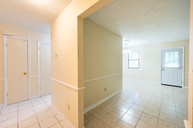 Photo - 868 Brookfield Pkwy Unit A