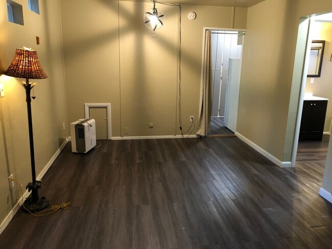 Photo - Cute one bedroom apartment!