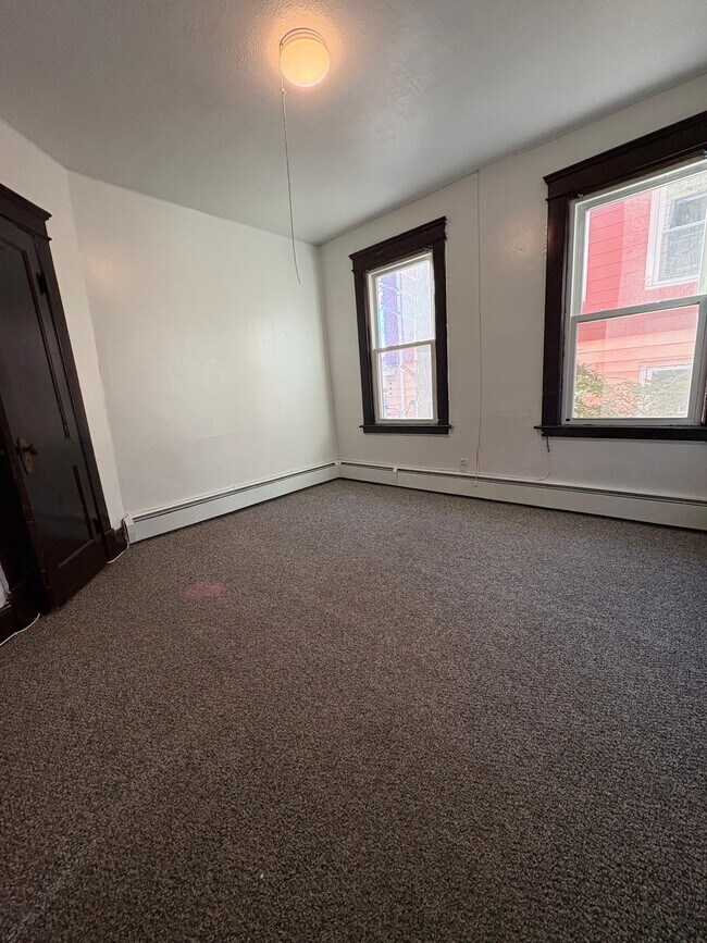 Photo - 37 Eastwood Ave Unit 2