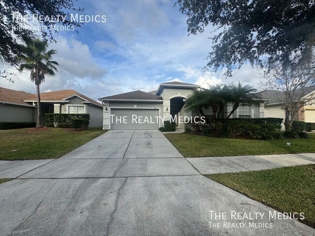 Building Photo - 8535 Lake Windham Ave