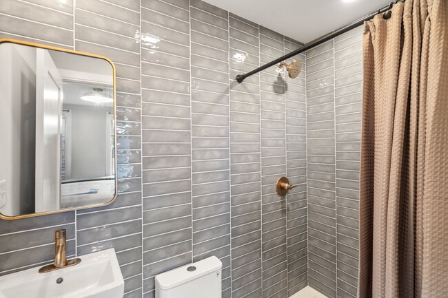 Photo - 10 Lamson Ct Unit 2