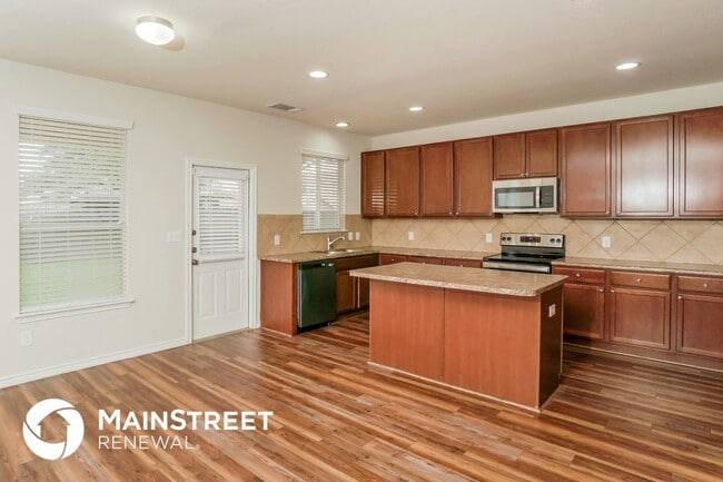 Photo - 11910 Fieldcrest Run