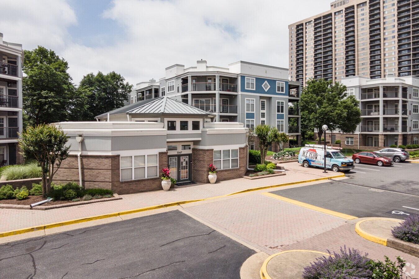 Savoy Park - Savoy Park Apartments