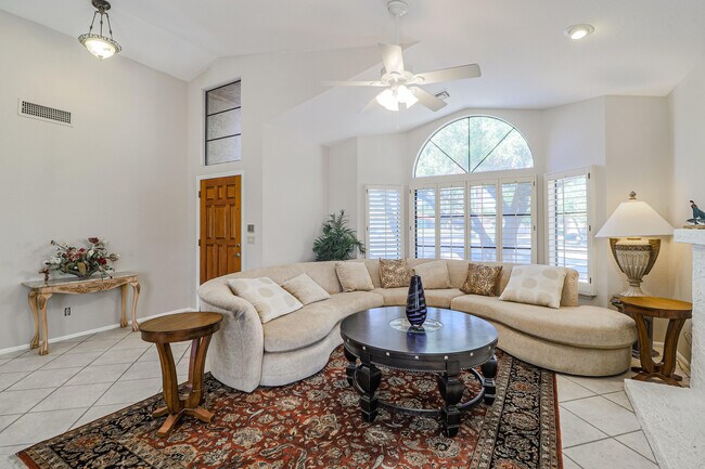 Photo - 15629 N 51st St