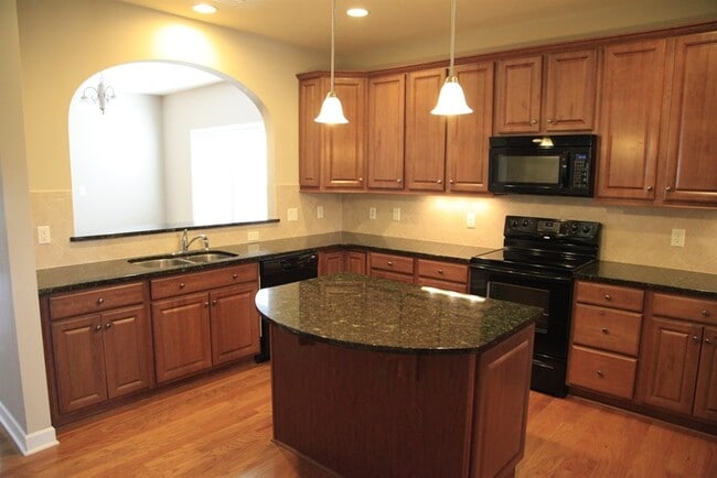 Photo - Perfect 4bd/2.5bth home in desirable Millbridge community