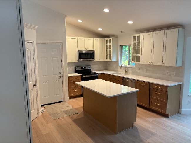 Photo - 504 N 2870 W