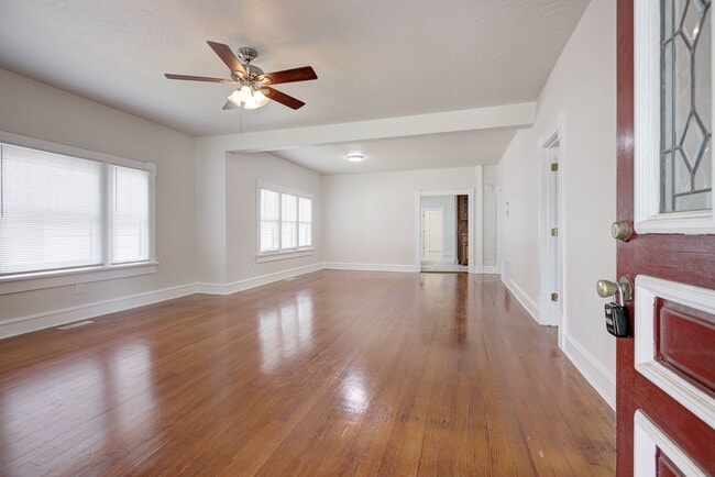 Photo - 1005 Classen Blvd