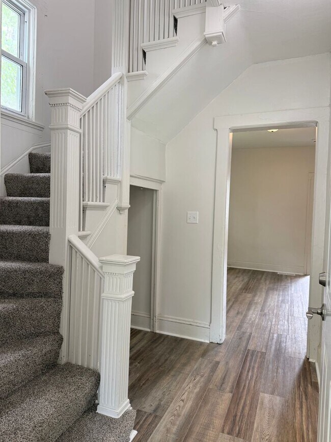 Photo - 1200 Sheldon St