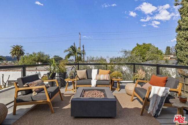 Photo - 1310 N Ave 56