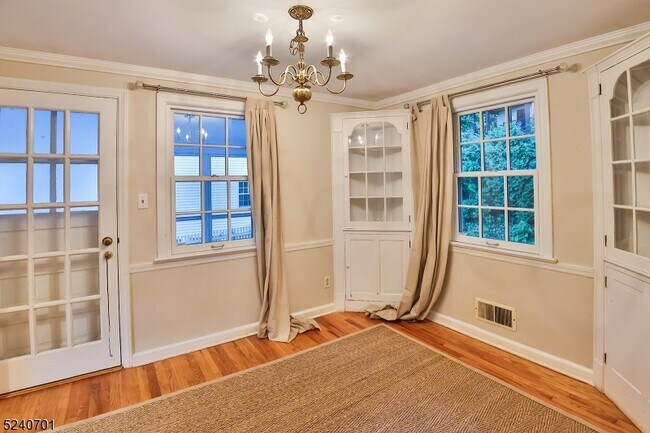 Photo - 184 W Glen Ave