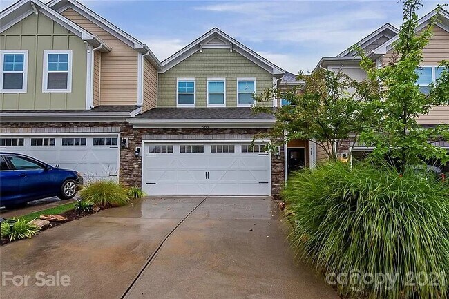 Photo - 988 Pennington Dr Townhome
