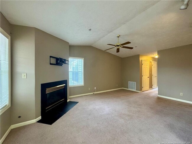 Photo - 308 Waterdown Dr