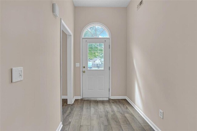 Photo - 1315 Sweetwater Ct