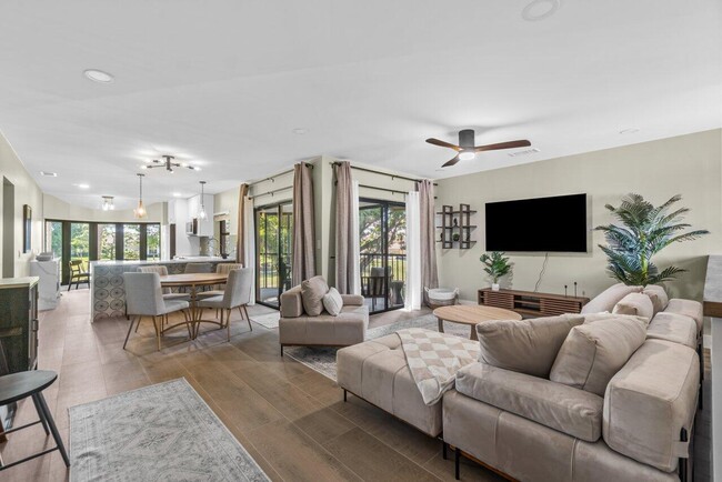 Photo - 17138 Waterbend Dr Unidad 217 Rental