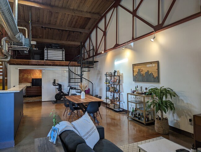 Photo - 1610 E 26th Ave