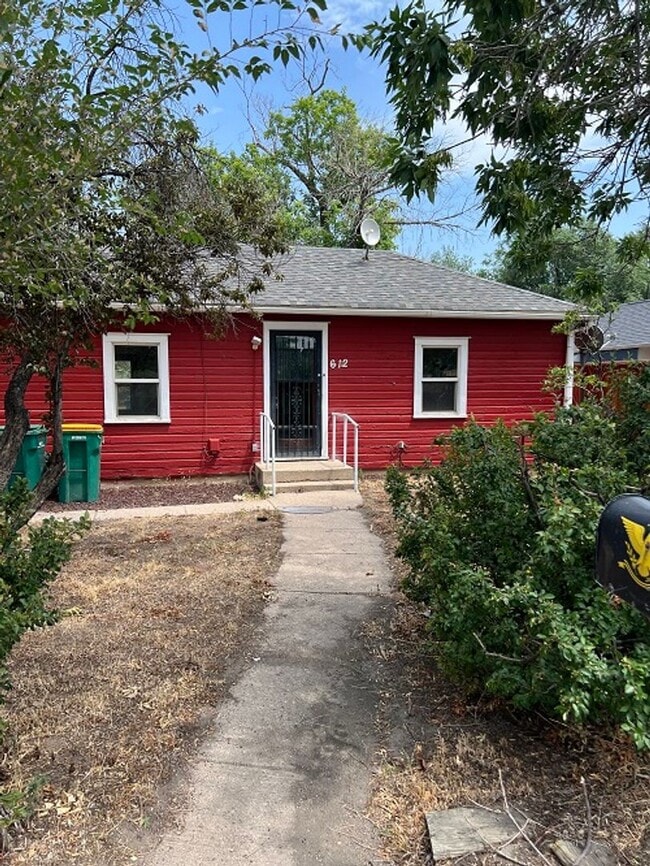 Building Photo - Charming Home with Yard Near Old Town Fort Collins