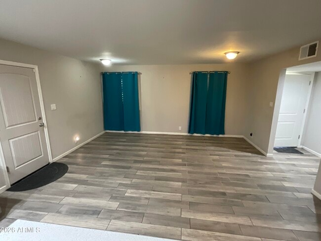 Photo - 2320 E Wier Ave