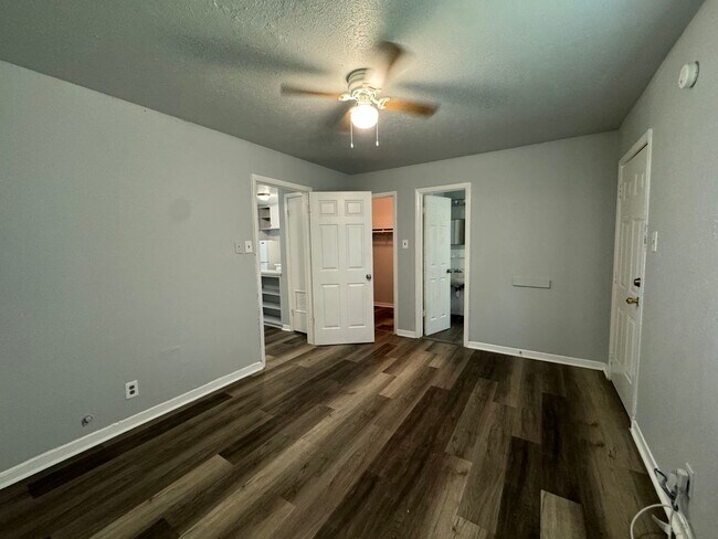 Photo - 1900 N 4th St Unidad B