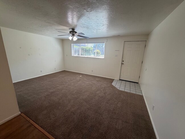 Building Photo - 166 N 400 E Unit 166