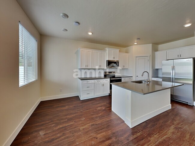 Photo - 1515 W Afton St