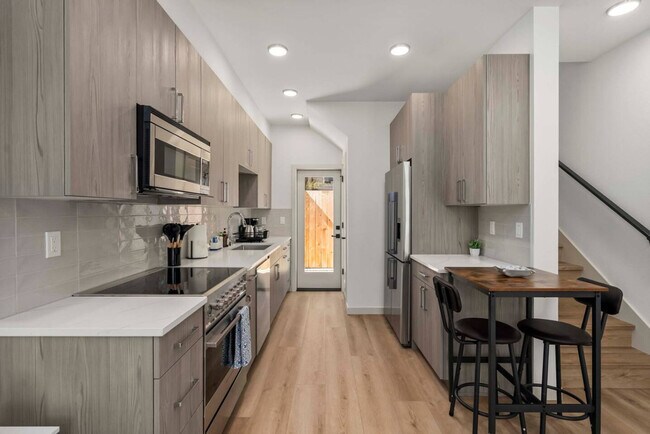 Photo - 3605 Linden Ave N Unit SI ID1516261P