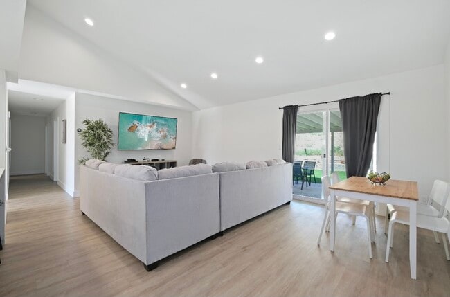 Photo - 895 Rutgers Ave Unidad 895 Rutgers