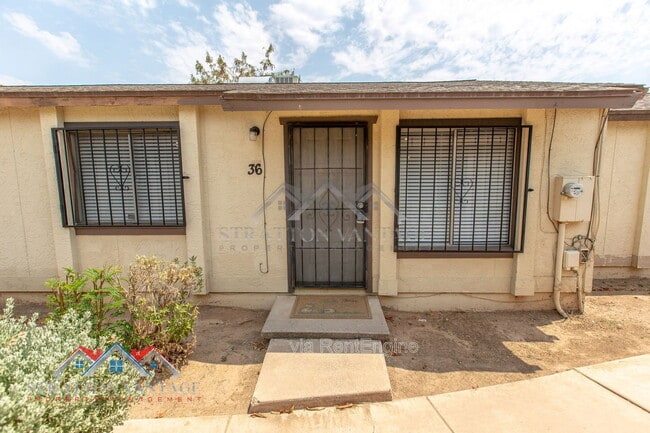 Photo - 3120 N 67th Ln