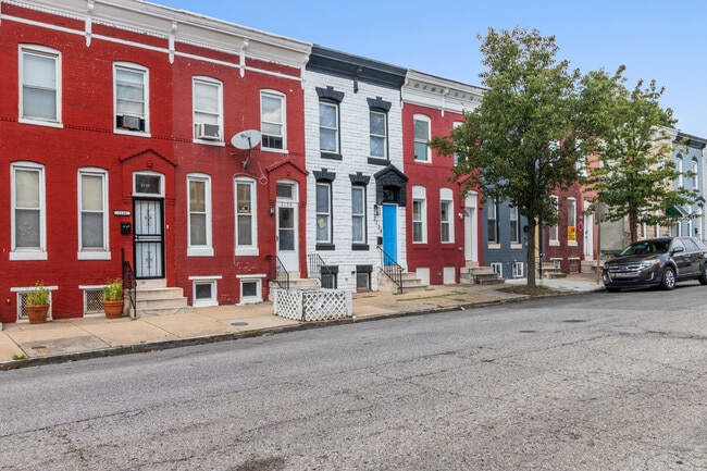 Photo - 2134 W Fayette St