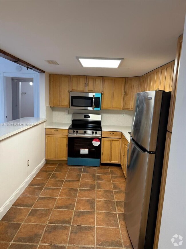 Building Photo - 20860 San Simeon Way Unit 201-6 Rental