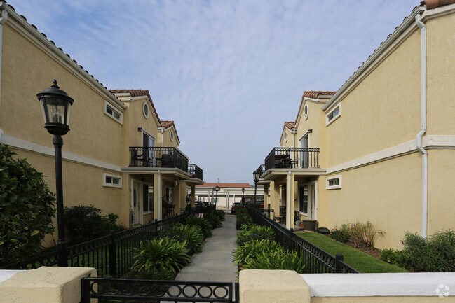 Rancho Cornado Condos - Rancho Cornado Condos