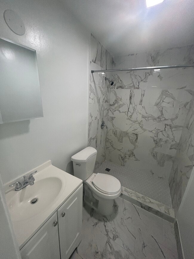 Photo - 7511 Venetian St Unit 6